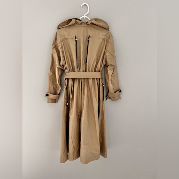 Christian Dior 2023 Trench Coat With Ruffles Beige Cotton Gabardine  Size 2 - Picture 9 of 16